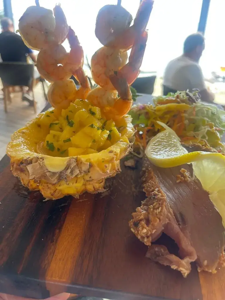 Sophia V_Restaurant Le Lagon_Réunion_review