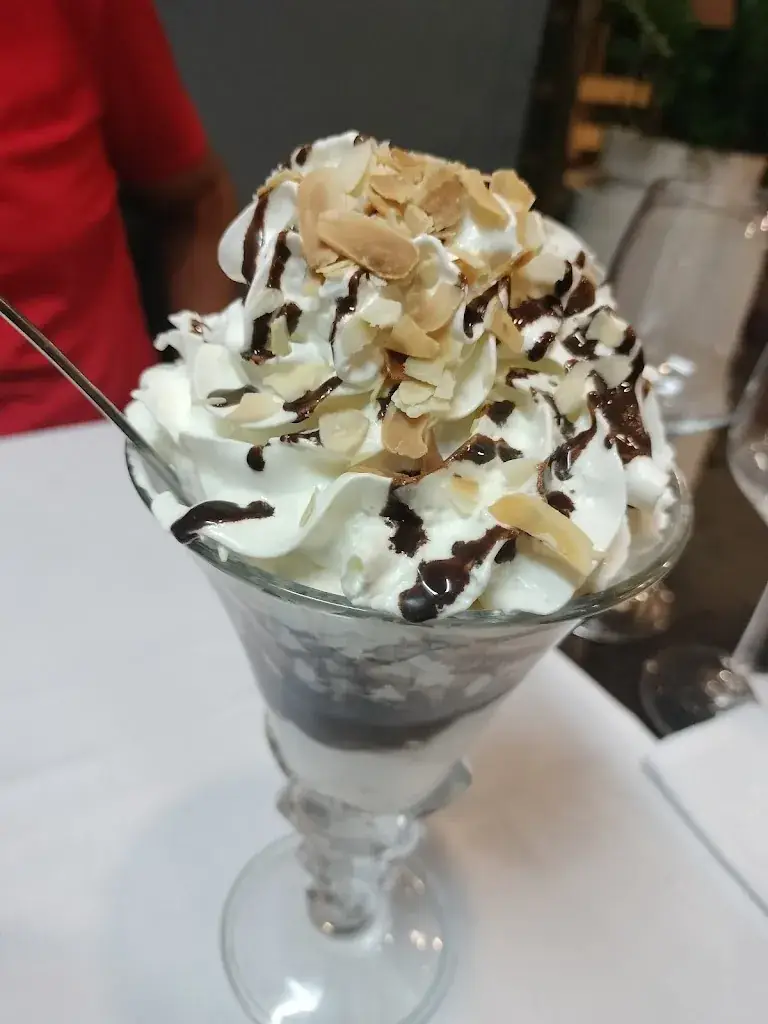 Sylviane Parsouramin_Le Relais du Portail_Réunion_review