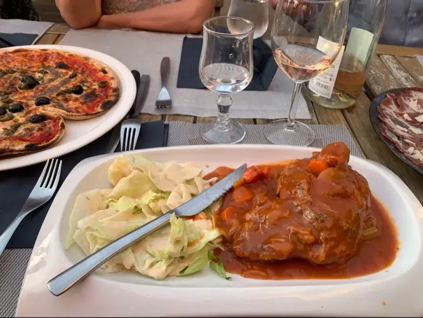 Khoa Nguyễn Đăng_Bella Roma_Saint-Leu-la-Forêt_review