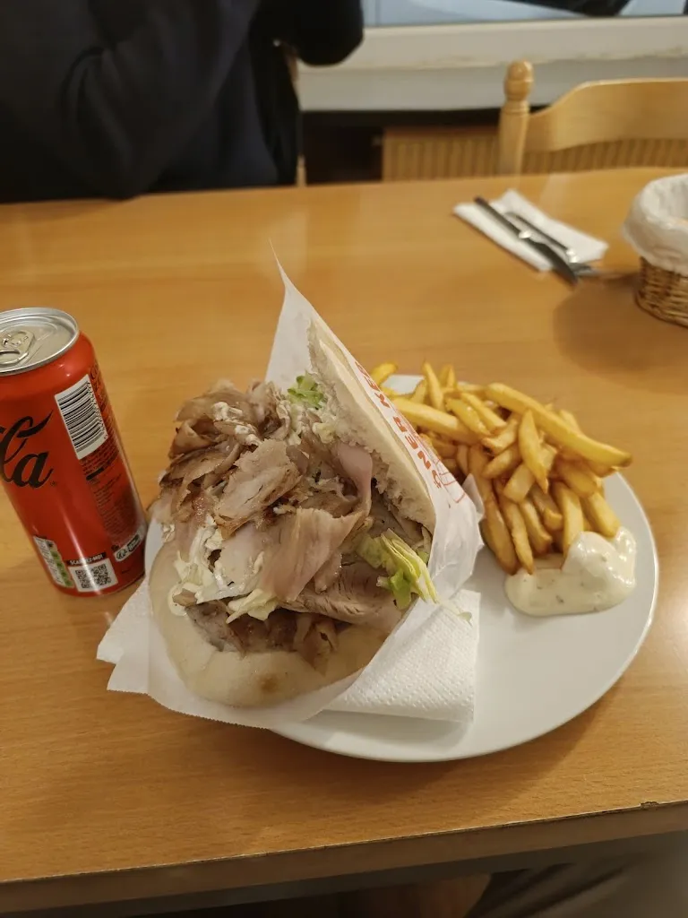 Tristan Monteiro_Restaurant Le Phocéen-Doner_Vieux-Charmont_review