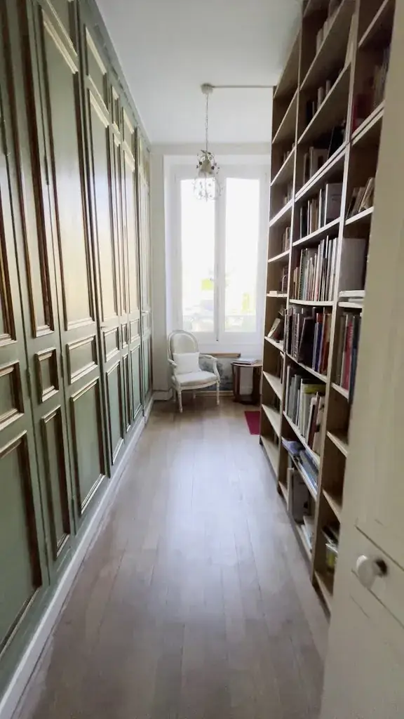 Maryam Ebrahimpour_YXIE - Manoir des Arts_Villeblevin_review