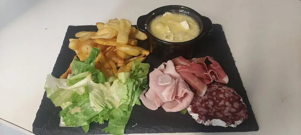 Au Bon Coin_Villeneuve-la-Guyard_slider_image_2