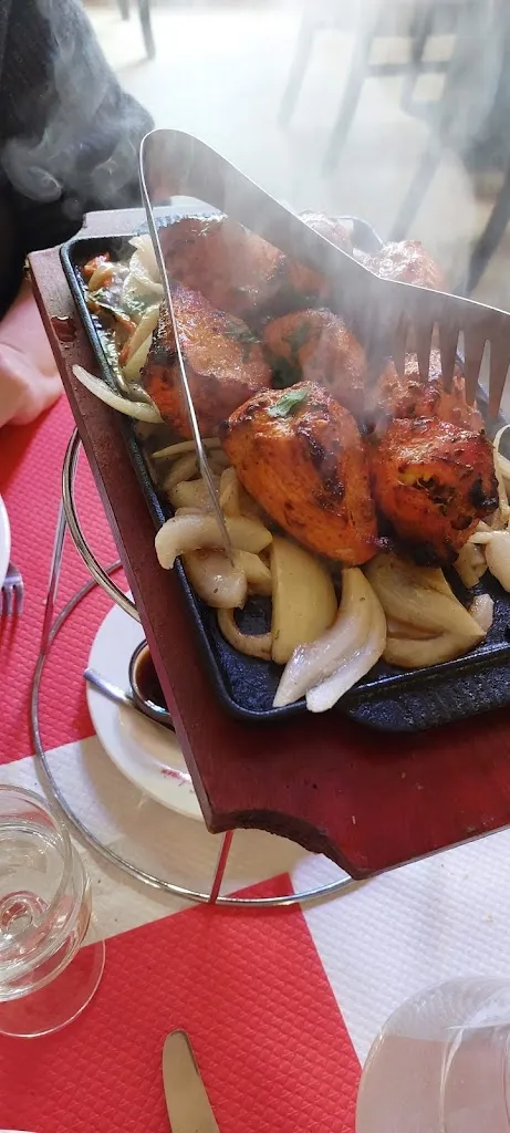 John Remmen_RESTAURANT LE KASHMIR_Varennes-Vauzelles_recensione