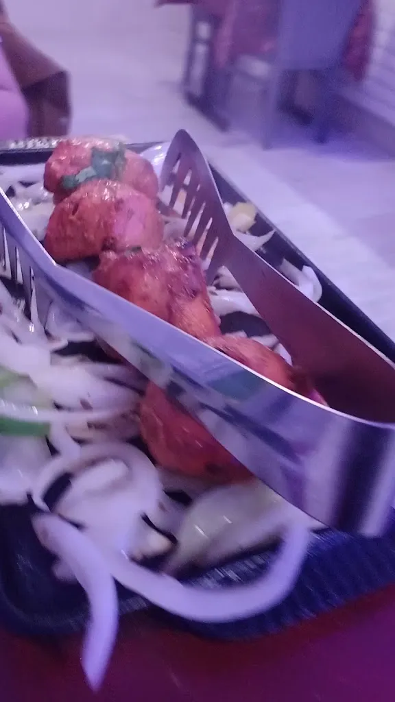 RESTAURANT LE KASHMIR_Varennes-Vauzelles_slider_image_2