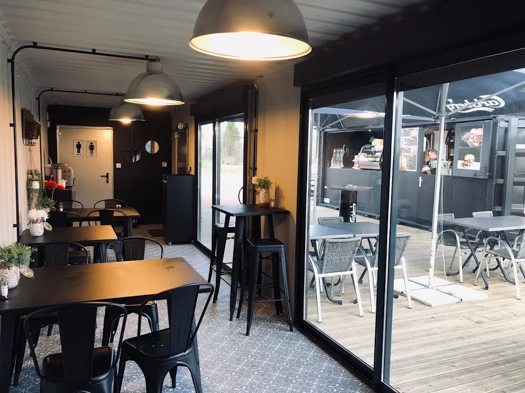 Caviar et Coquillettes_Varennes-Vauzelles_slider_image_1