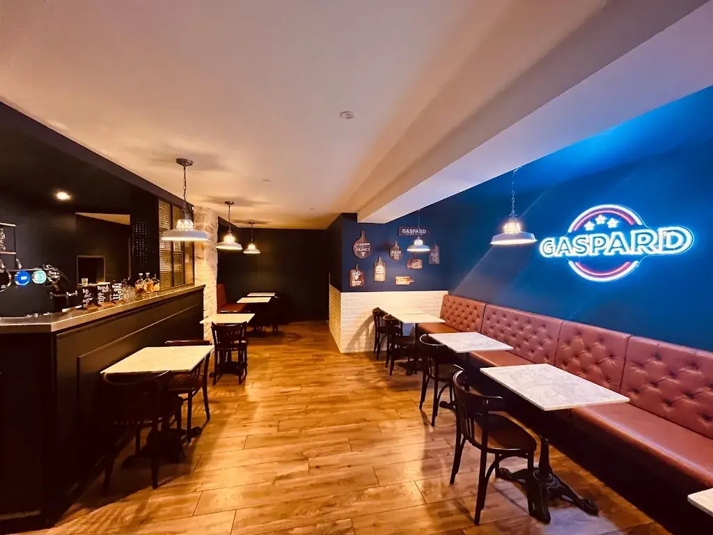 GASPARD Vermenton restaurant in Vermenton