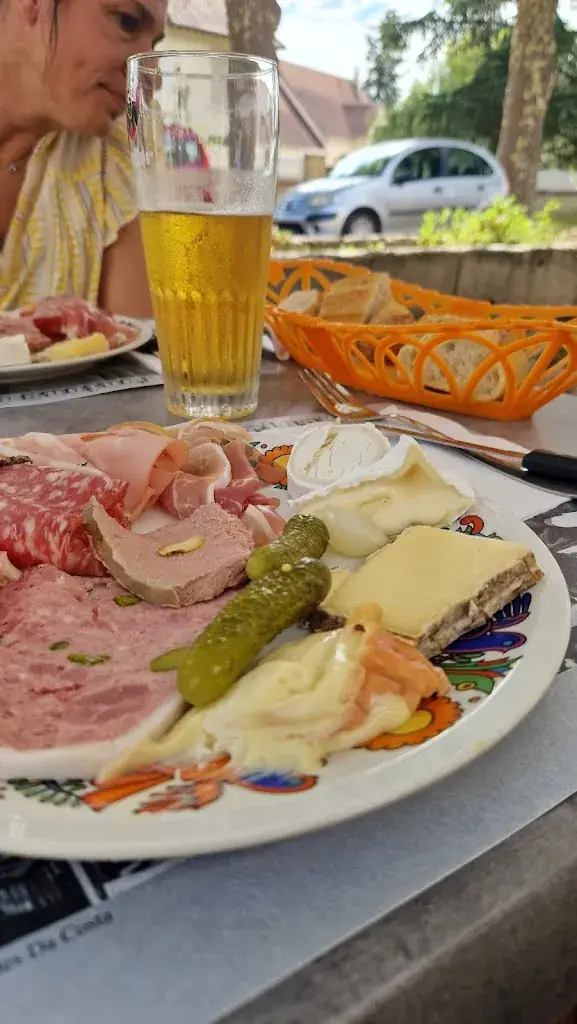 Café de la Gare_Vermenton_slider_image_2