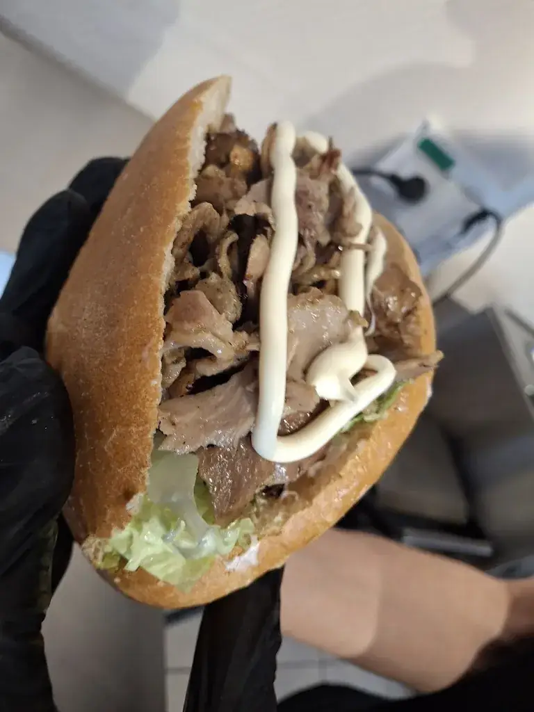 Le Petit Poirier_Vermenton_slider_image_1