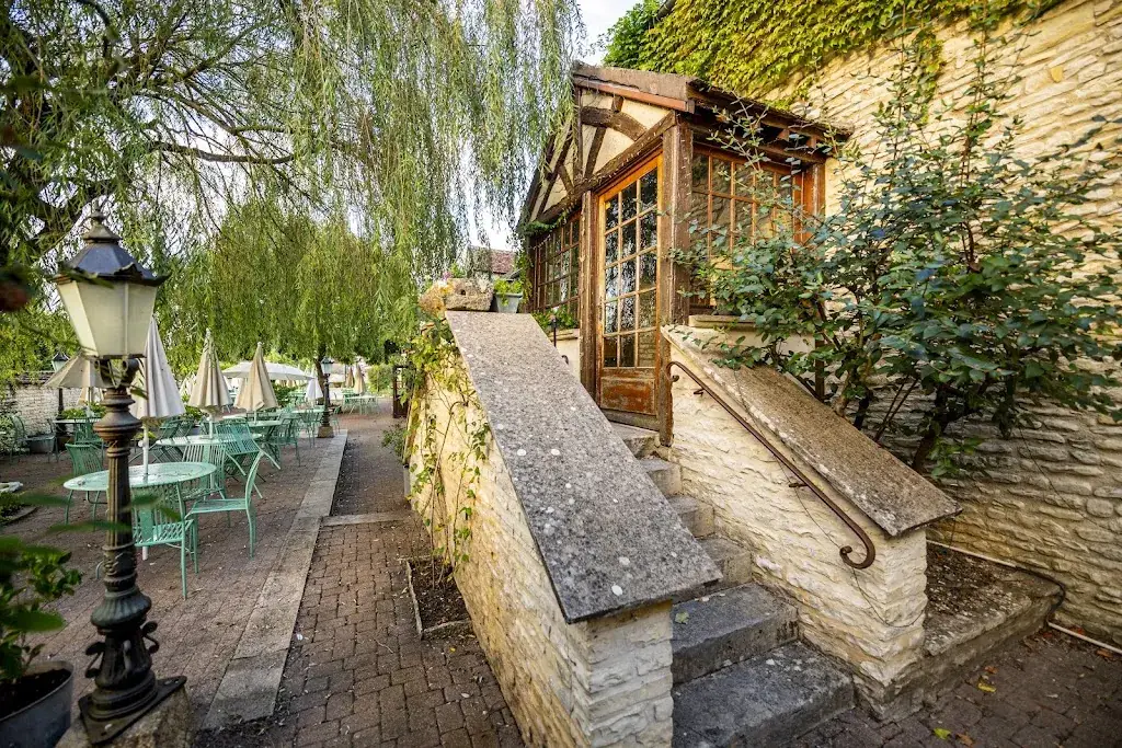 Auberge La Beursaudière_Nitry_slider_image_1