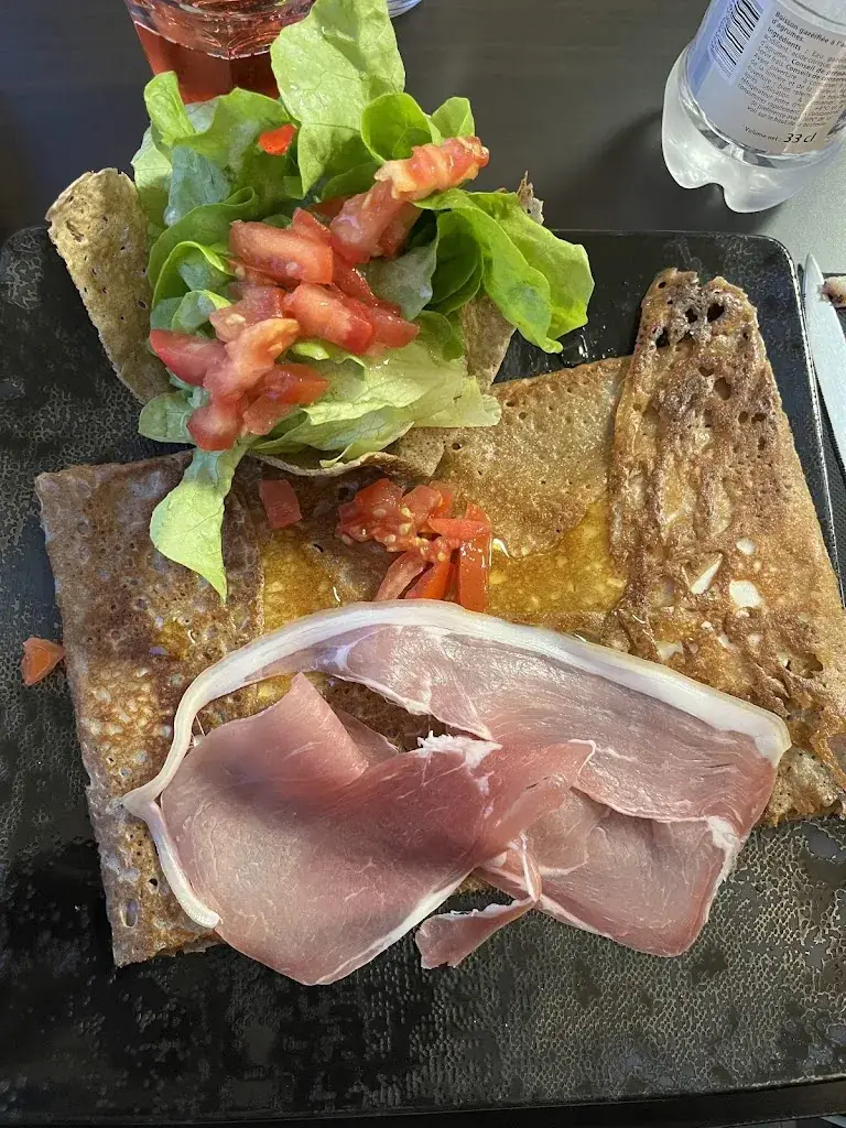 Elea-Nore Eslan_L' Arlequin_Allaire_recensione