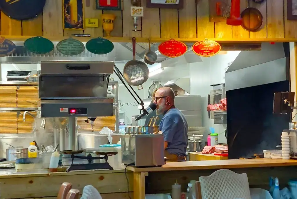 Lech Jakubik_La Java Bleue_Amanlis_review