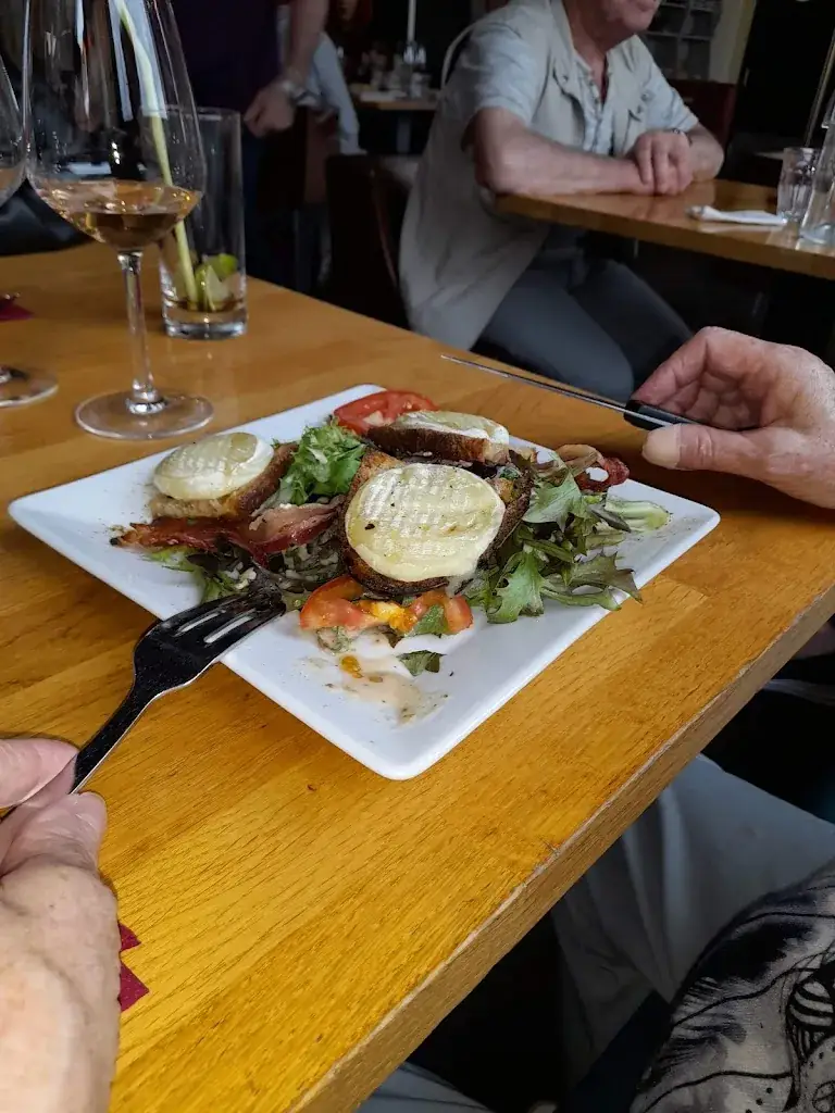 Menu_Bar Restaurant de La Halle_Villeneuve-sur-Yonne_image_6