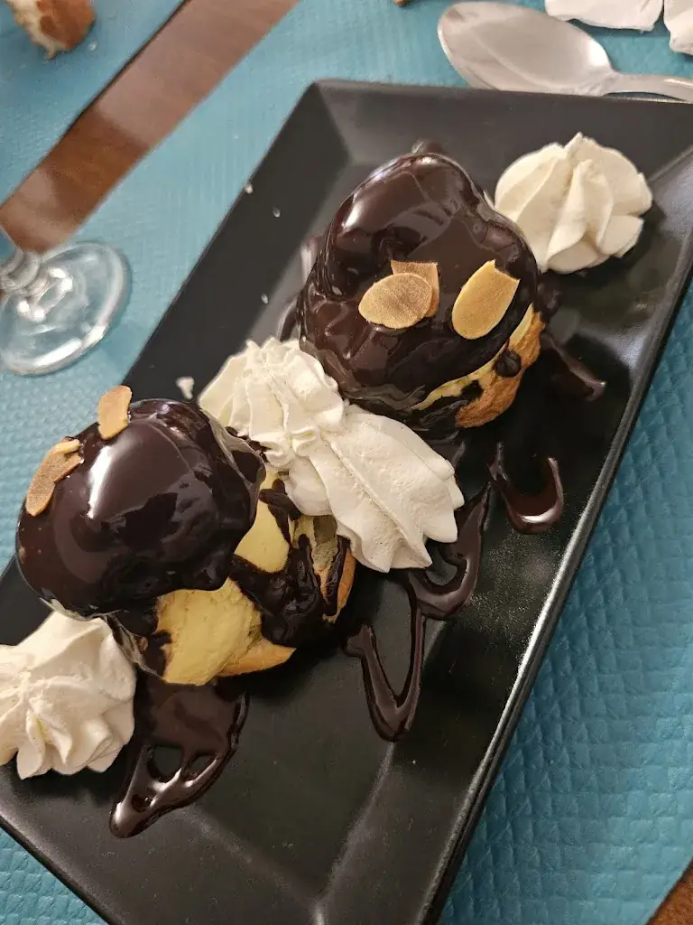 Laetitia DESGRANGES_Bar Restaurant de La Halle_Villeneuve-sur-Yonne_review