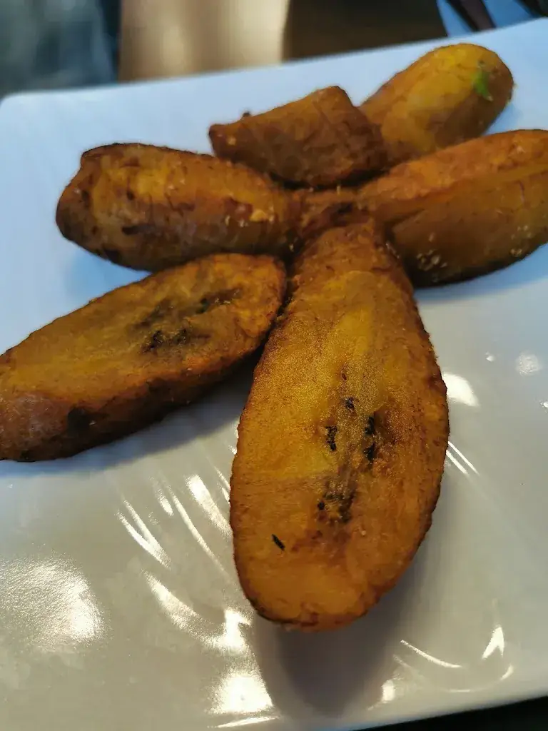 Myriam Mauron_Ici&Ailleurs_Chambéry_review