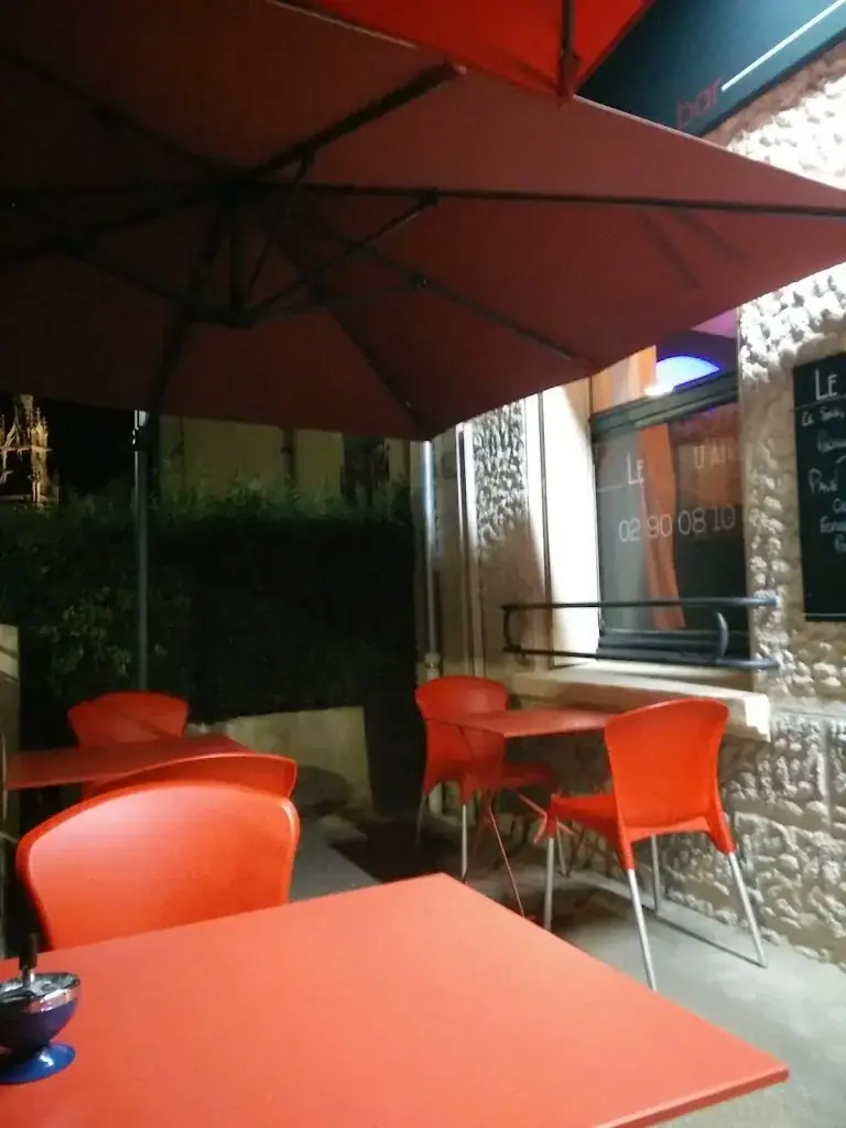 Pierre Levrault_Le Qu'âtre_Acigné_review