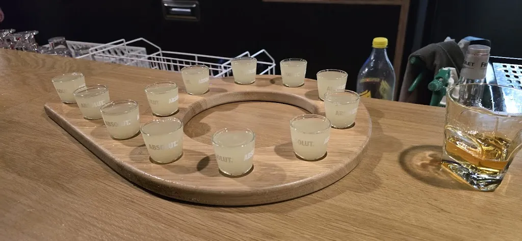 Séry Chanthakesone_LE SIX_Argentré-du-Plessis_recensione