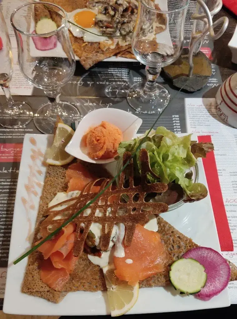 Menu_Crêperie des Lys_Argentré-du-Plessis_image_5