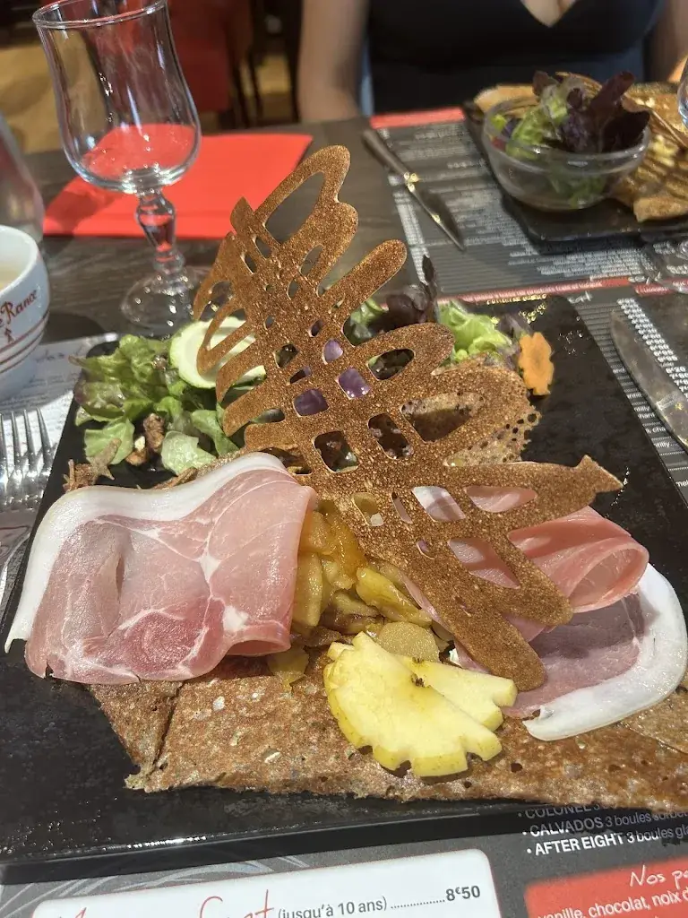 Nathan M_Crêperie des Lys_Argentré-du-Plessis_review