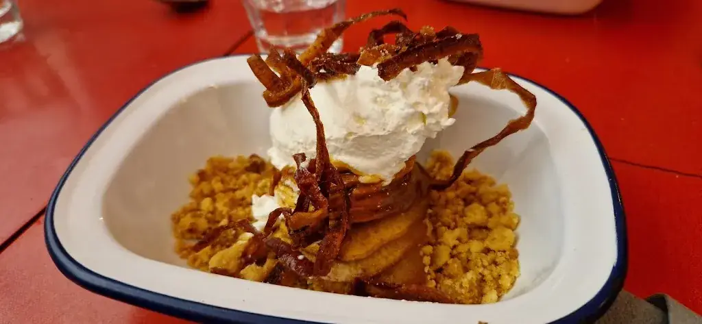 Copains Comme Cochons_Vitré_slider_image_2