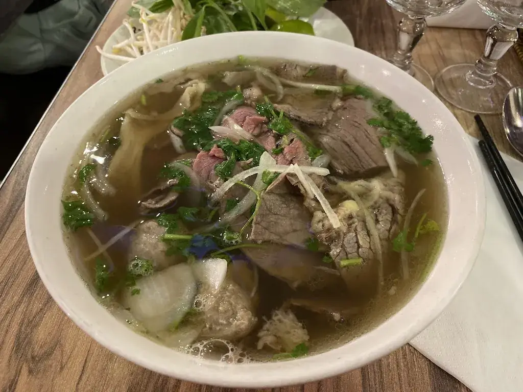 Paul Kariya_Pho Quynh_Torcy_review