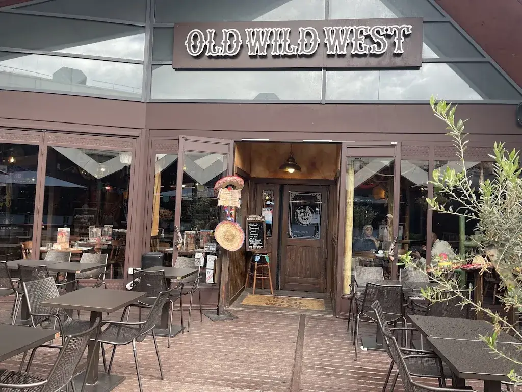 Peter Kam Fai Cheung_Old Wild West_Torcy_recensione