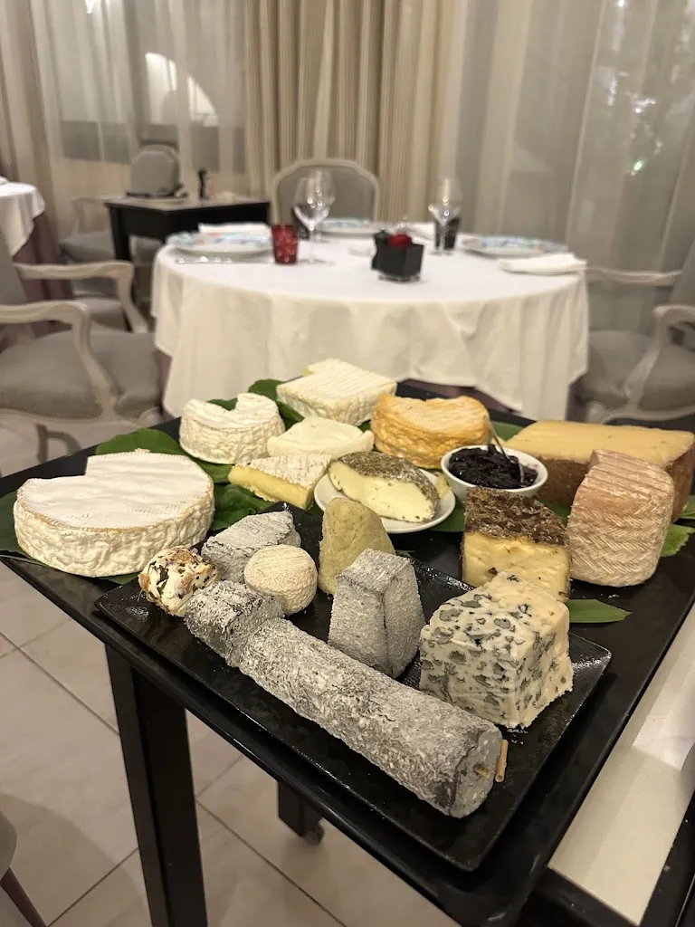 D_L'Aigle d'Or_Croissy-Beaubourg_recensione