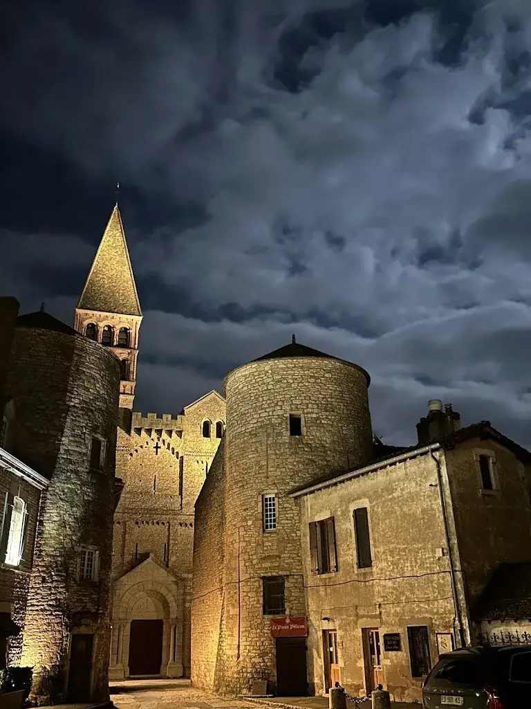 Alan Hastings_Greuze - L'Ecrin de Yohann Chapuis_Tournus_review