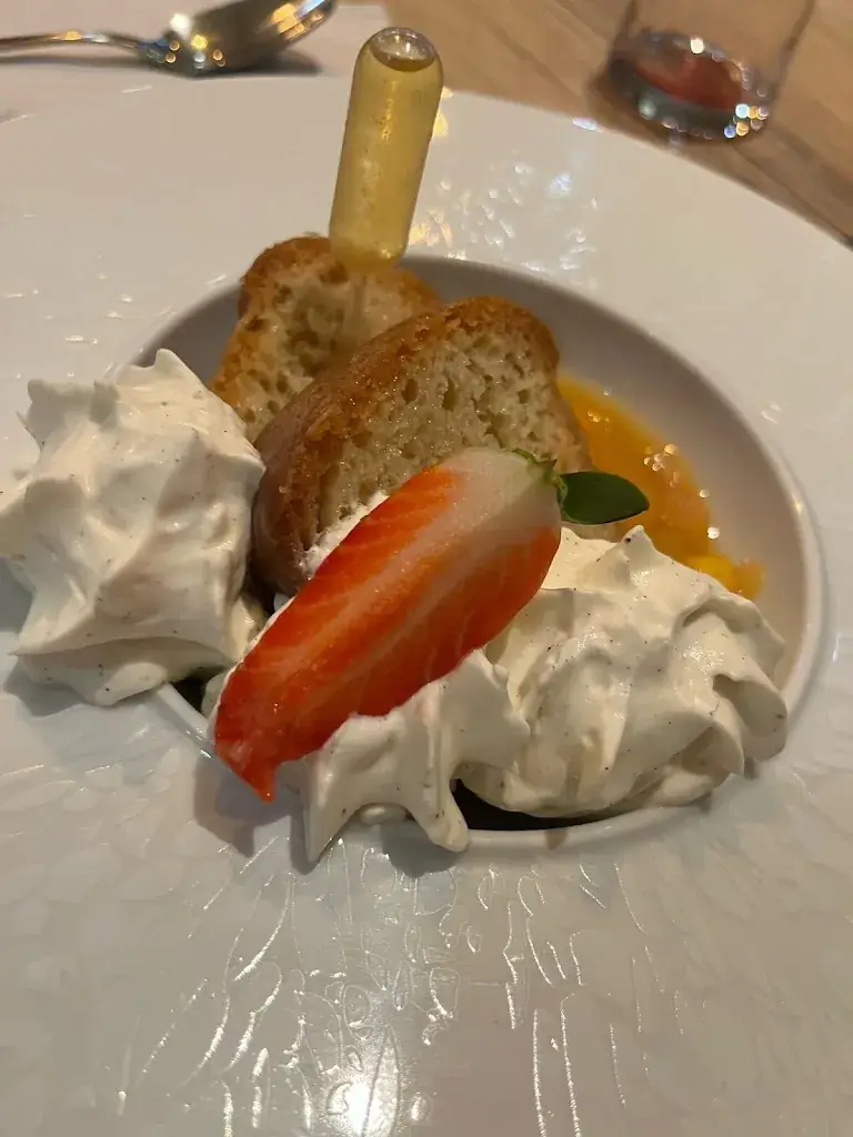 Alessandra Leonetti_Au petit bois_Bernin_review