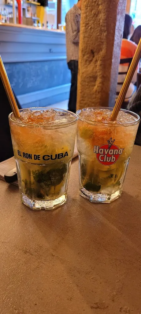 Un Ange_Bar des Arcades_Tournus_review