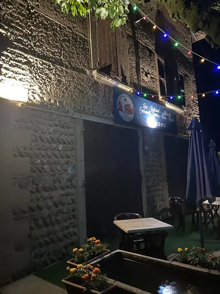 LE TILLEULS RESTO BISTROT_Bilieu_slider_image_1