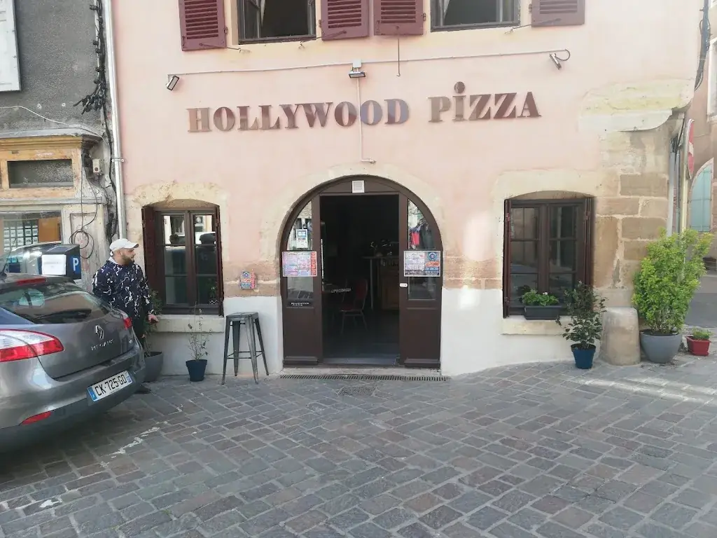 Hollywood pizza restaurant à Tournus