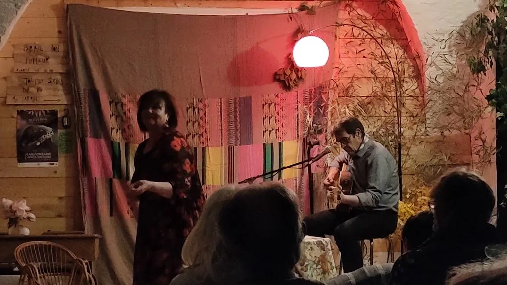 Café Associatif l'Embarqu'_Tournus_slider_image_3