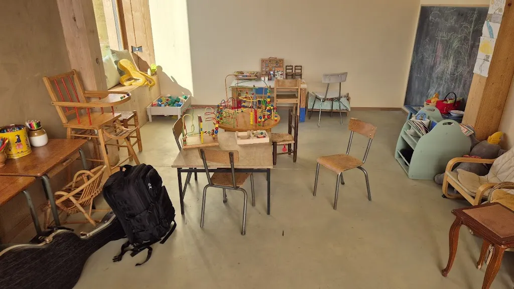 Thomas Andre_Café des Eaux Sauvages_Bilieu_review