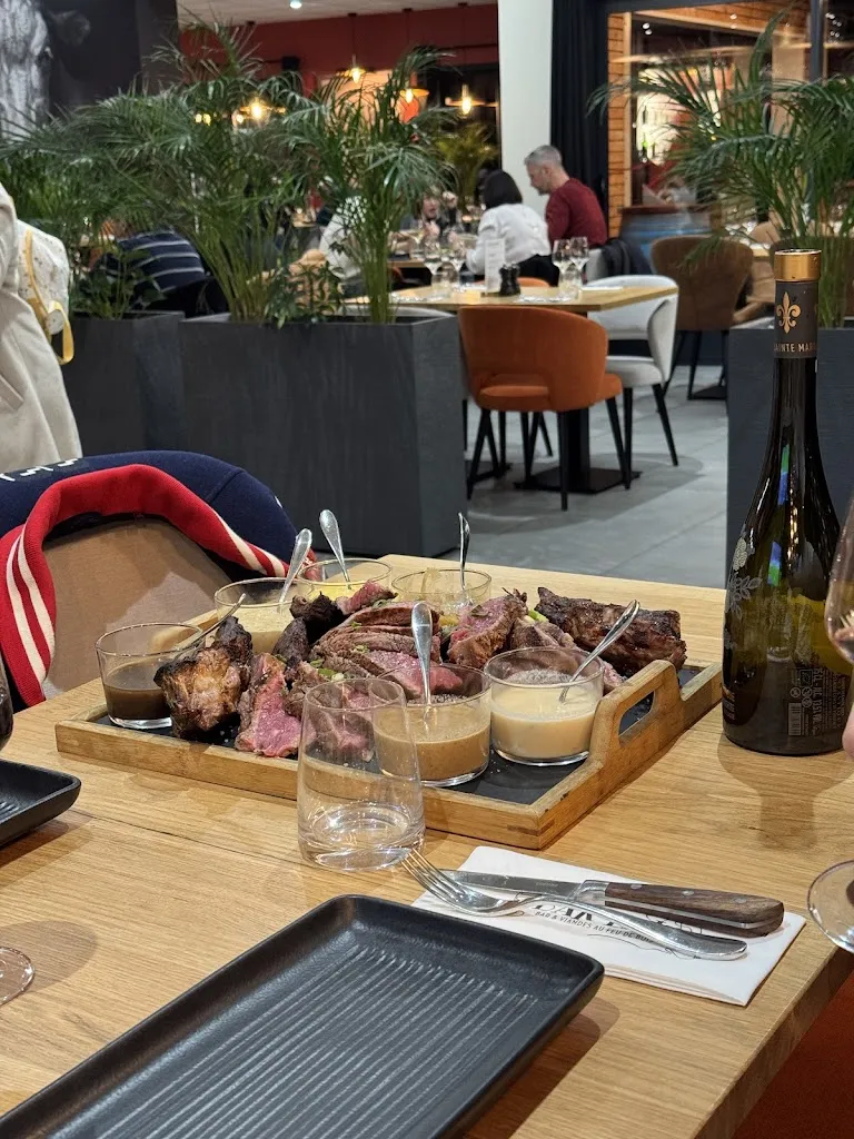 Thomas_Le Bar'Bak_Ambon_recensione