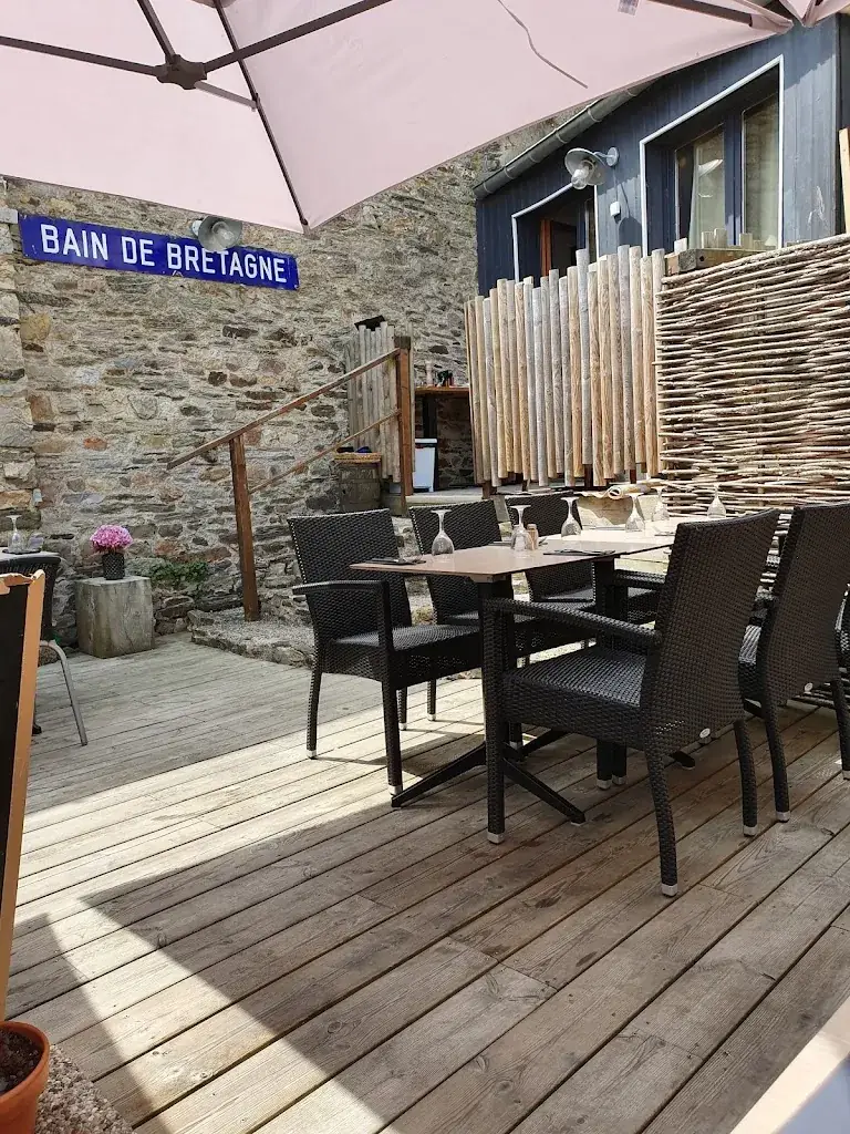 Bistrot La Violette restaurant in Bain-de-Bretagne