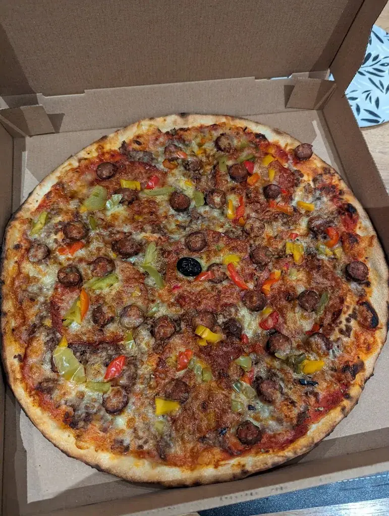 Pizzeria l'olivier_Bain-de-Bretagne_slider_image_3