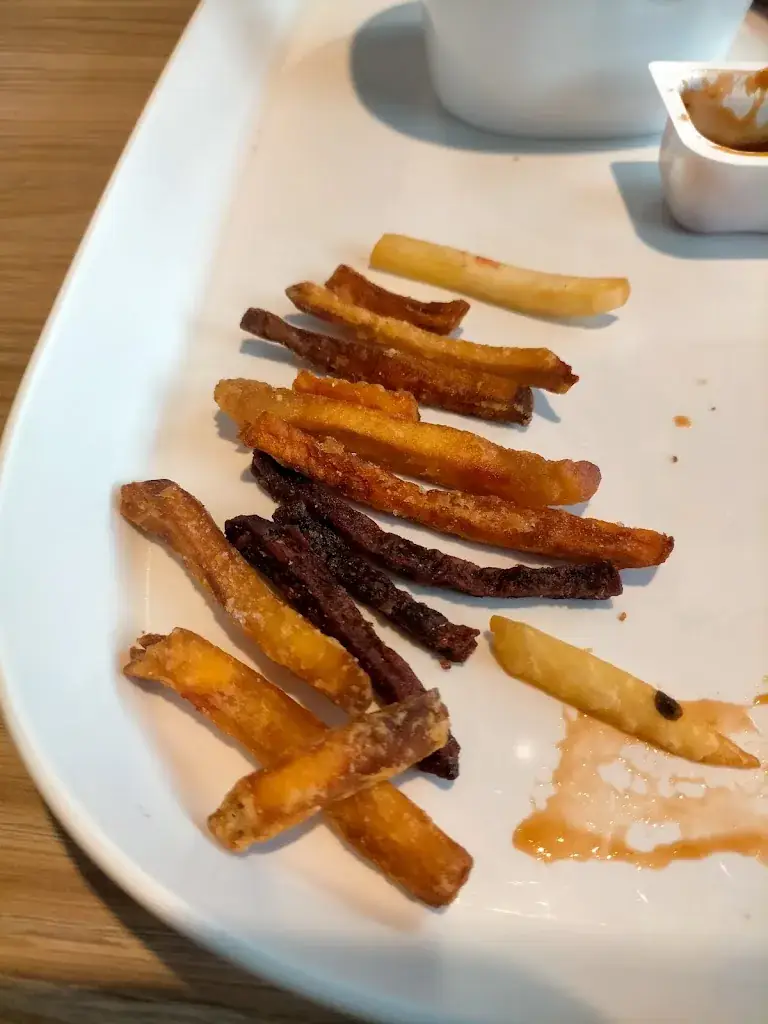 Richard Miller _McDonald's_Bain-de-Bretagne_review