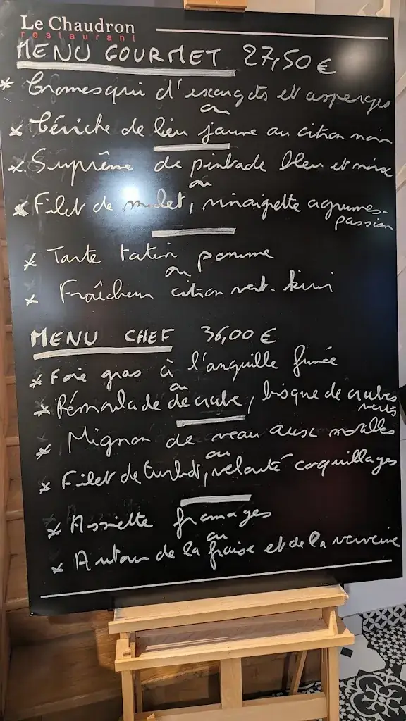 Leslie Bigos_Le Chaudron_Auray_review