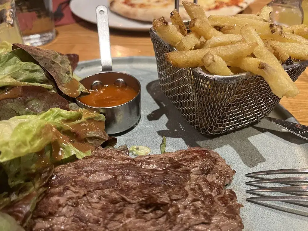 Stefan N._L'Armoric_Auray_review