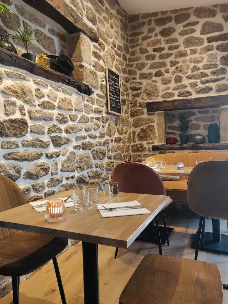 Tinell_Auray_slider_image_3