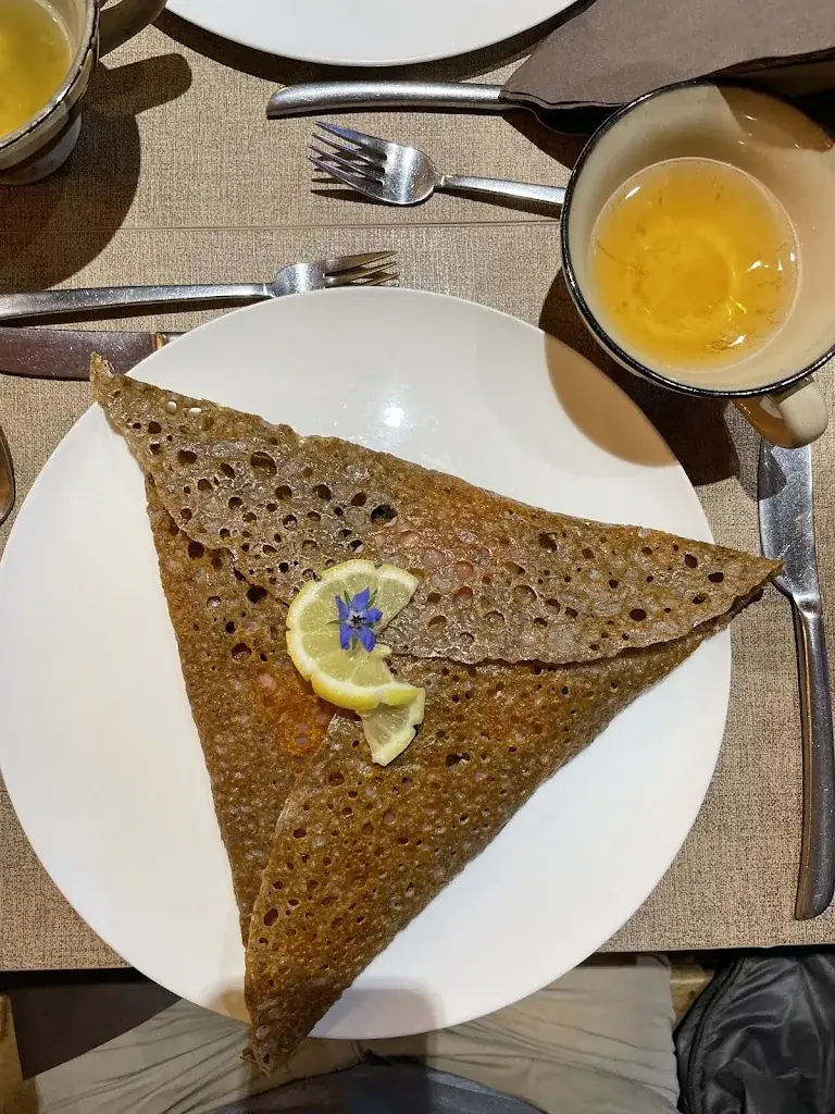 Matthew Rawding_Crêperie Saint-Sauveur_Auray_review