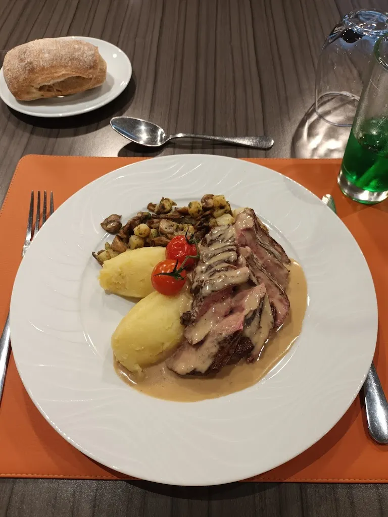 Captain Seb_La Nouvelle Vague_Auray_review