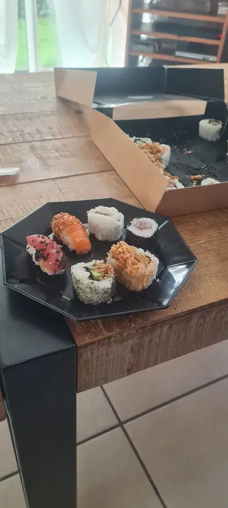 Breizh Sushis et Saumons_Bédée_slider_image_2