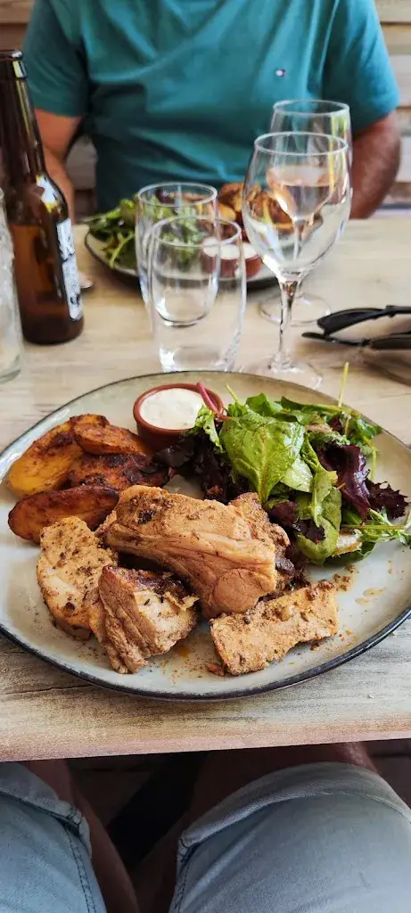 Fab' mondragon_A la Ferme_Baden_review