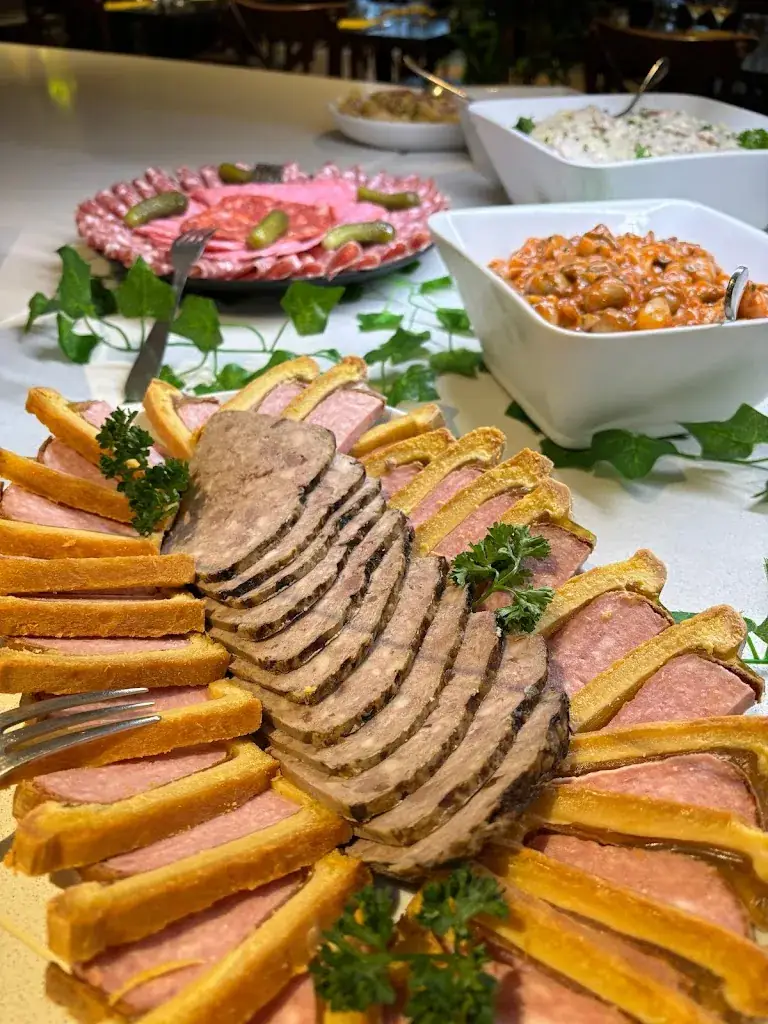 Le Dakiti, Baden_Baden_slider_image_3