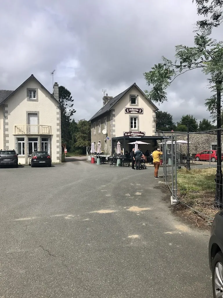 stephanie Meteyer_Ty Ar C Hrampouz_Belle-Isle-en-Terre_review