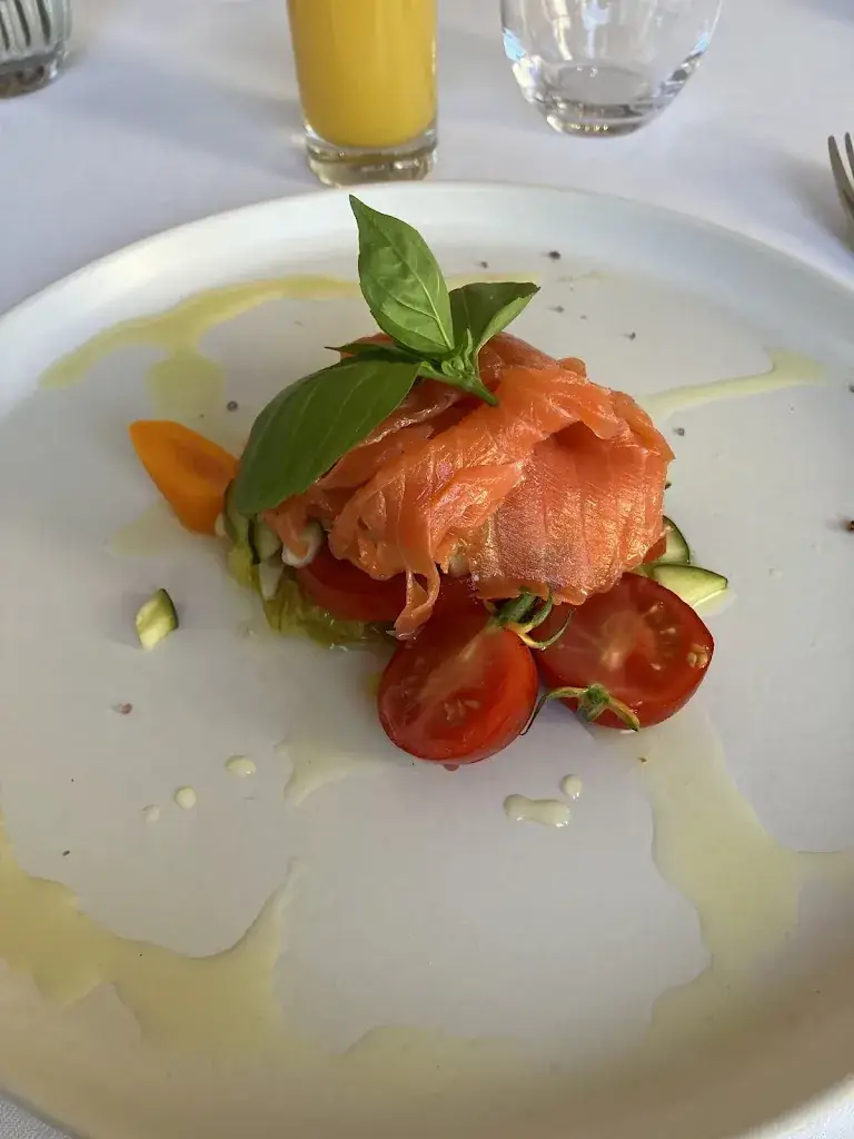 Alex_Restaurant Le Prieuré_Ambierle_review