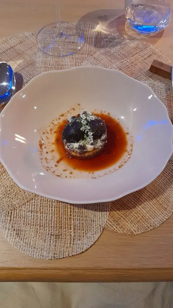 Cathy Marcaillou_Restaurant Le Prieuré_Ambierle_review