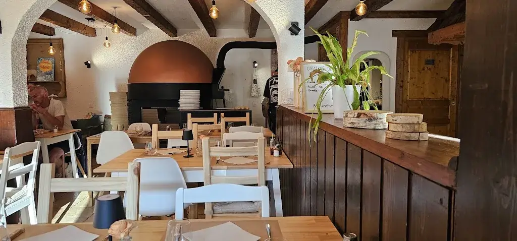 Chez Lily_Beaufort_slider_image_2