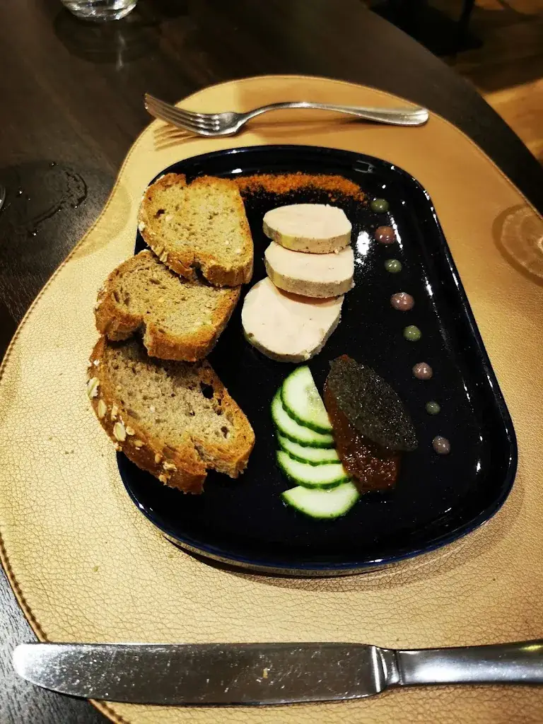 Menu_hotel restaurant le cheval blanc_Baud_image_3